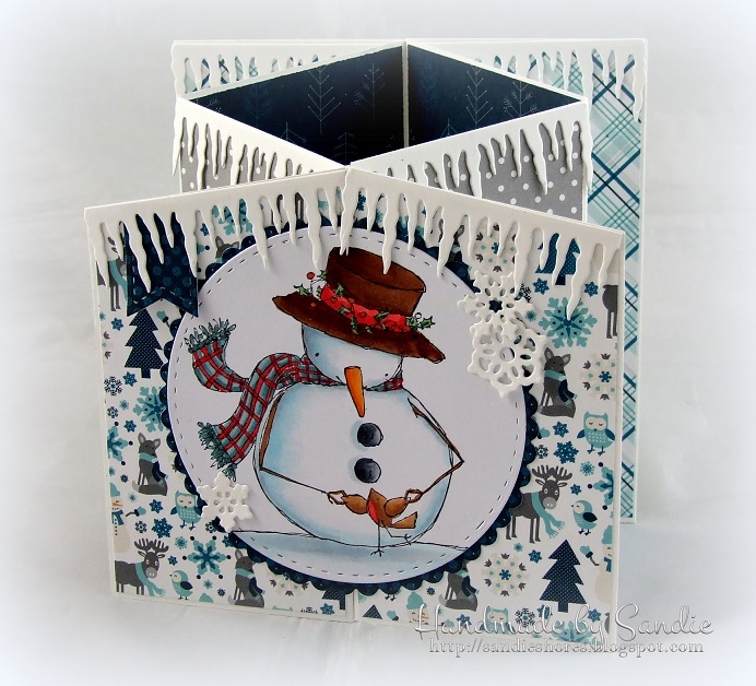 Stamping Bella - DT Thursday - Create a Concertina Fold Card. Click through for the full tutorial by Sandiebella!