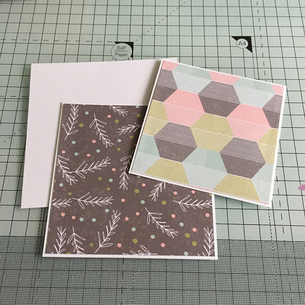 Stamping Bella DT Thursday: Create a Pop Up Gift Card Holder with Sandiebella