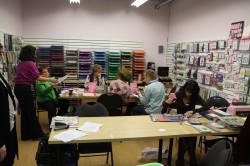 a snapshot of our "scramping Room". lunch bunch in the back Nicky Marjorea Dianne (scrapbooking teacher), shelley and Simone is sitting at the front table :).. LOVE that room