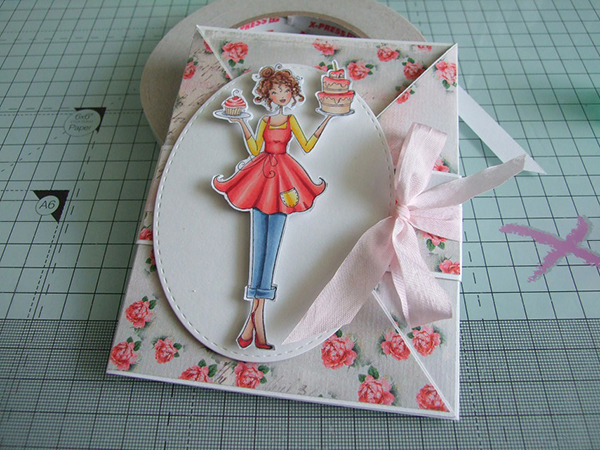 Stamping Bella - Create a Criss Cross Card with Sandiebella. Click through for the full step by step photo tutorial!