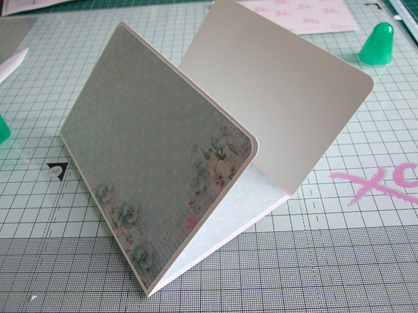 Stamping Bella: Wallet Card Step by Step Tutorial by Sandiebella!