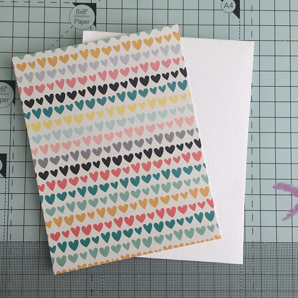 Stamping Bella Stamp It Saturday: Create a Heart Confetti Shaker Card with Sandiebella!