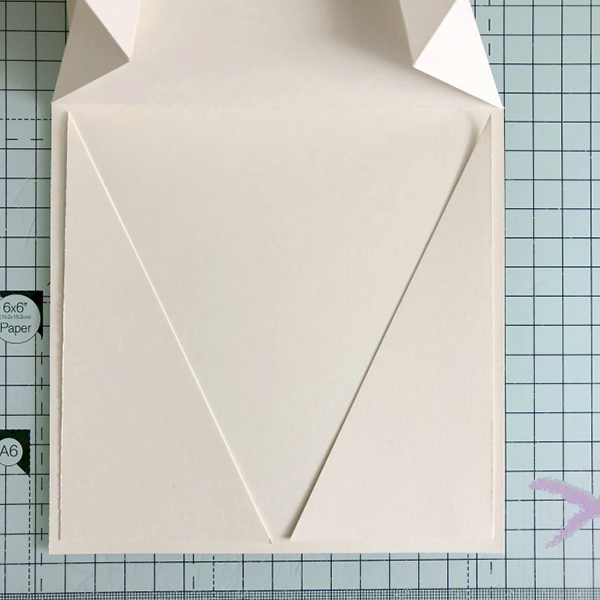 Stamping Bella: Thursday with Sandiebella - Create an Arrow Fold Card