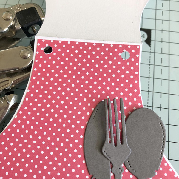 Stamping Bella: Thursday with Sandiebella - Create an Apron Card