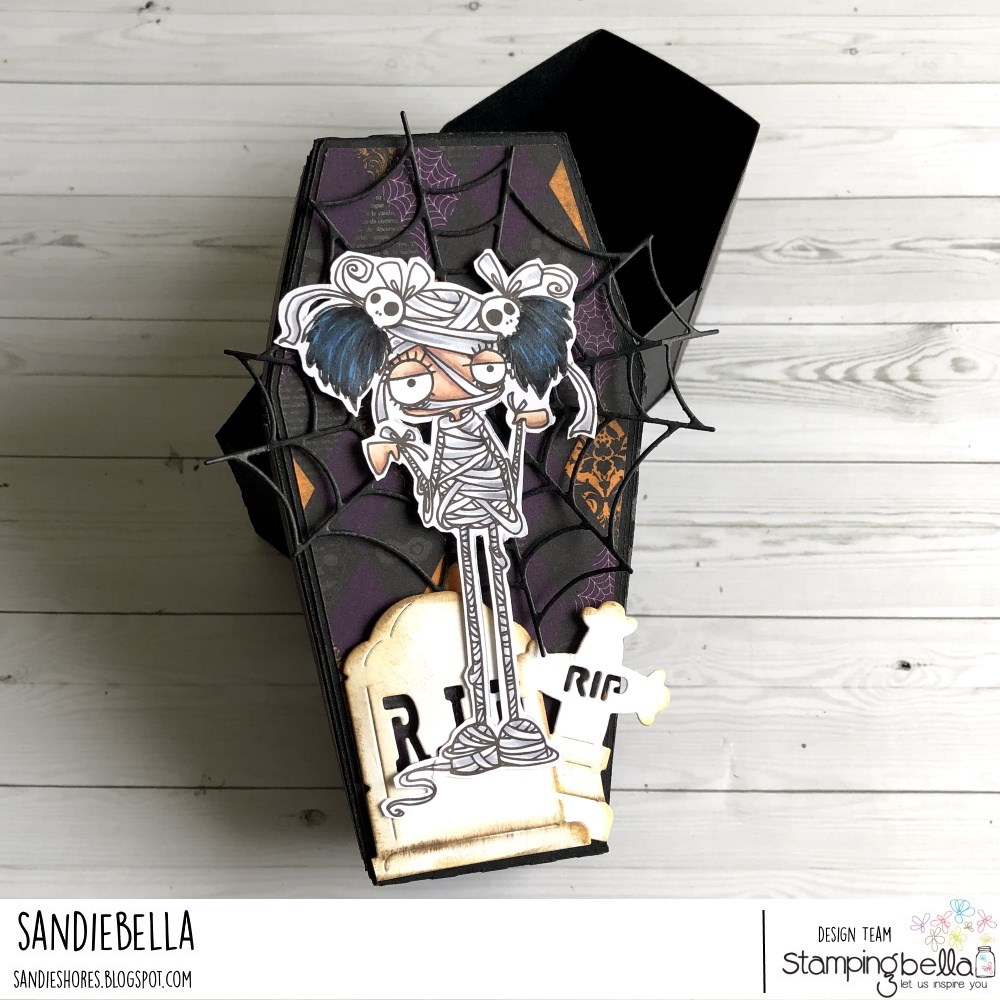 www.stampingbella.com: rubber stamp used: ODDBALL GIRL MUMMY card by Sandie Dunne
