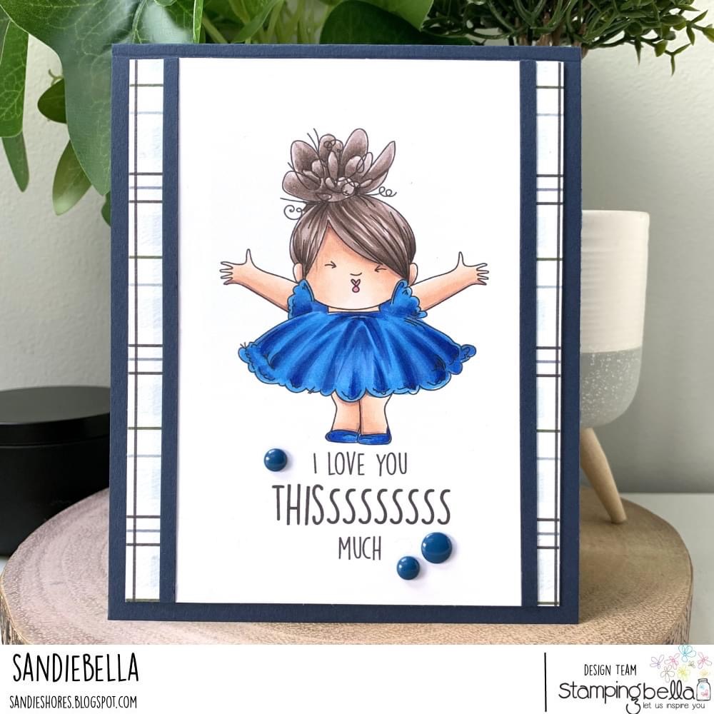 Www.Stampingbella.com: rubber stamp used : smoochie squidgy card by Sandie Dunne
